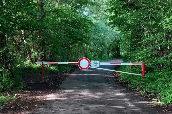 Sperrung des Rönner Wegs in Schwentinental