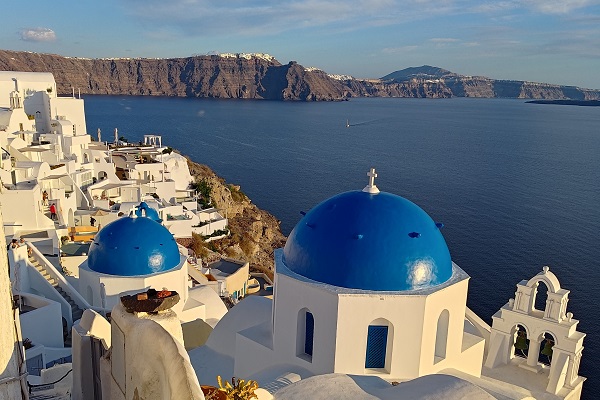 Santorin - die beliebte Urlaubsinsel ist ein Brennpunkt der Wilderei im östlichen Mittelmererraum